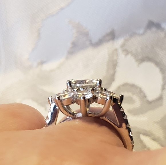 SOLDCertified Moissanite snowflake ring 2.00ctw. In Platinum over Sterling Silve - Picture 9 of 9